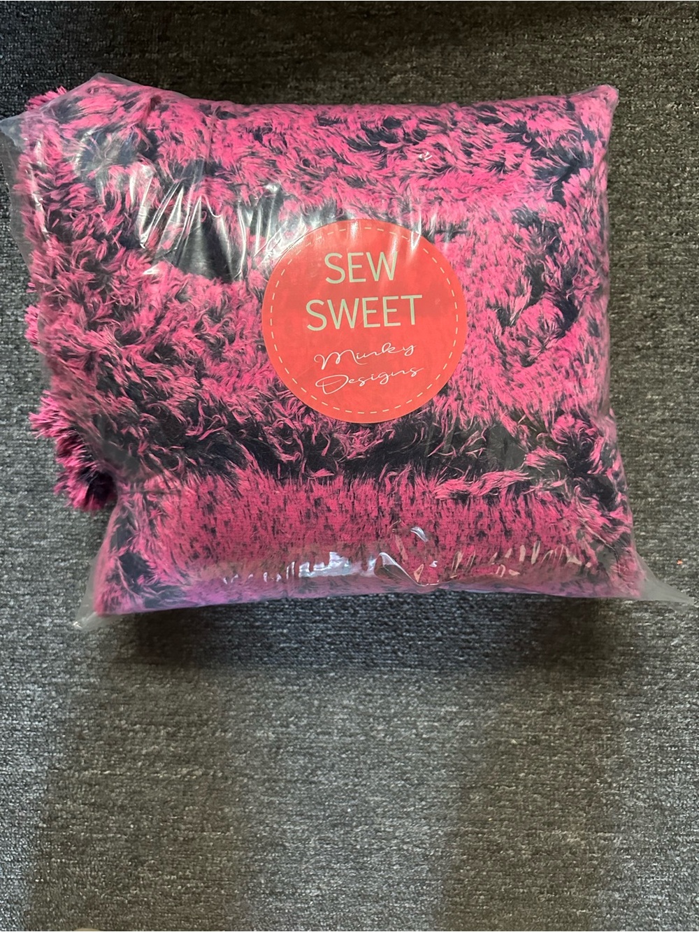 Sew Sweet Minky Blanket - Hot Pink & Black Shag